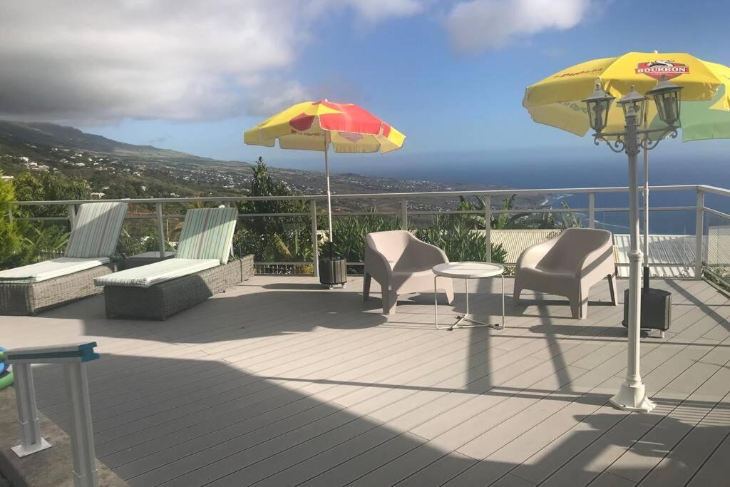 St Leu -Villa d'artiste, superbe vue mer, piscine chauffée Saint-Leu Exterior foto